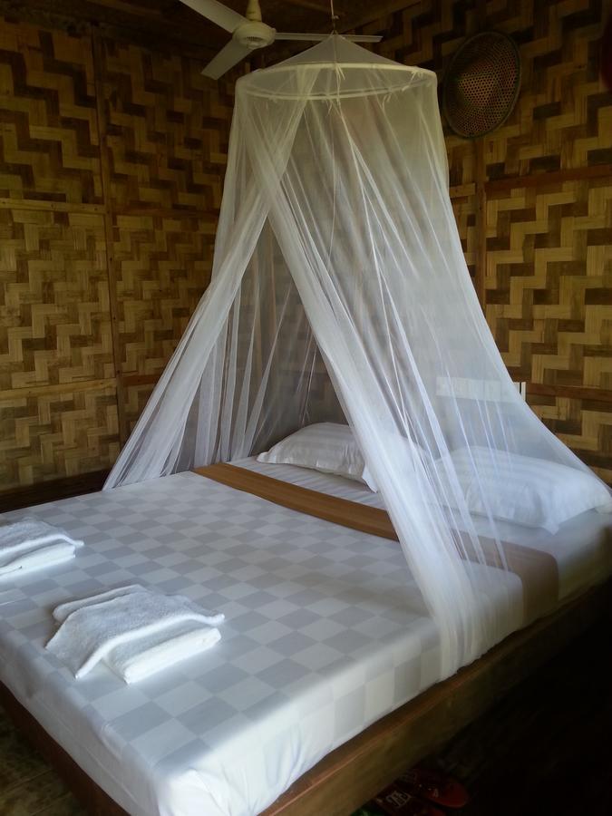 Ngwe Saung Garden Guest House Нґвезаун Екстер'єр фото