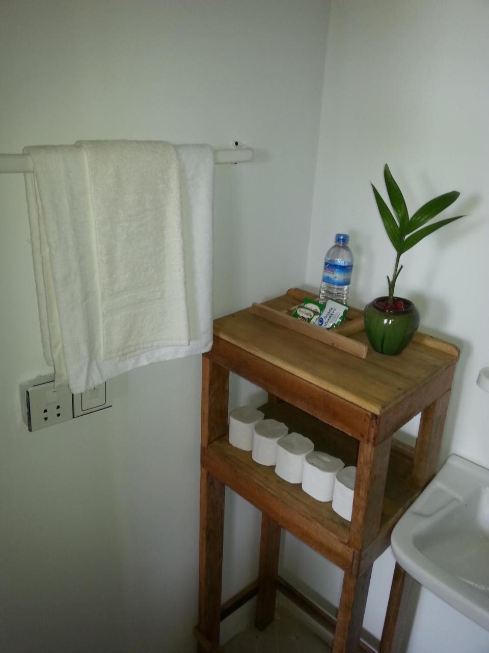 Ngwe Saung Garden Guest House Нґвезаун Екстер'єр фото